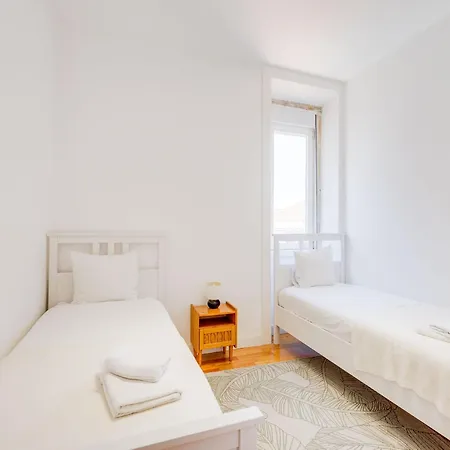 Akicity Anjos Cerulean Apartment Lisbon